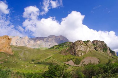 Kabardino-Balkar Cumhuriyeti 'ndeki Bezengi yüksek irtifa vadisi