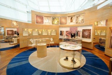 louis vuitton mağaza