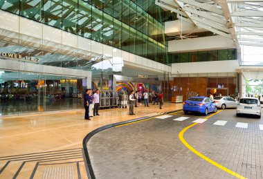 Marina Bay Sands Hotel'e Giriş