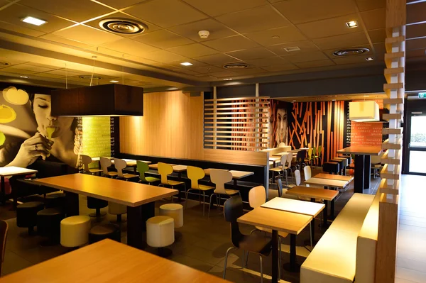 Ristorante McDonald's interno — Foto Stock