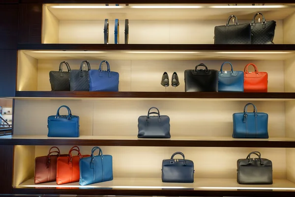 Louis Vuitton магазин — стокове фото