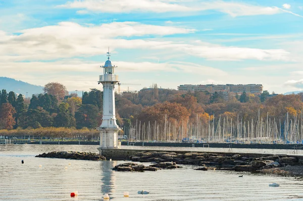 Farol no Lago de Genebra — Fotografia de Stock