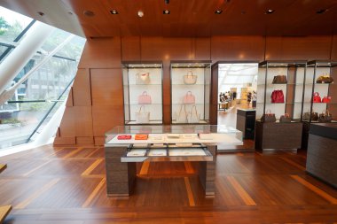 louis vuitton mağaza