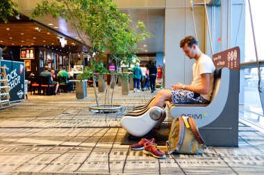 Changi Havaalanı yolcu