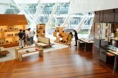 louis vuitton mağaza