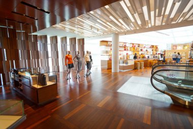 louis vuitton mağaza