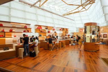 louis vuitton mağaza