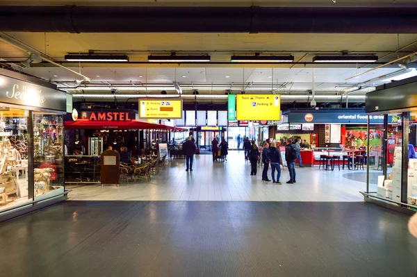 Амстердам аеропорту Схіпхол — стокове фото