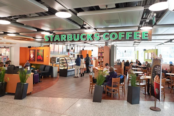 Starbucks Cafe interiér — Stock fotografie