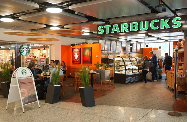 Belső Starbucks kávézó — Stock Fotó