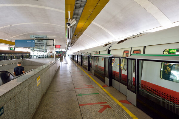 Массовый быстрый транспорт
