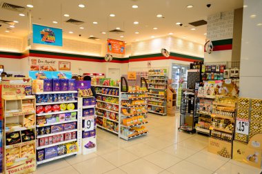 7-Eleven mağazası iç