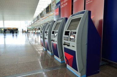 Barcelona El Prat Havaalanı