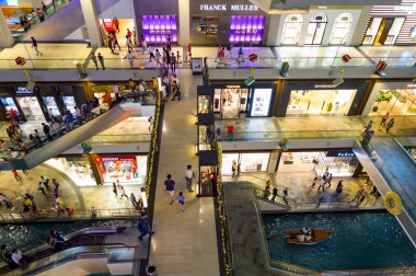 marina bay sands adlı Shoppes