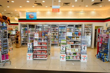 7-Eleven mağazası iç