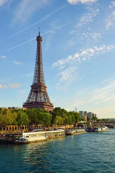 Torre Eiffel en París —  Fotos de Stock