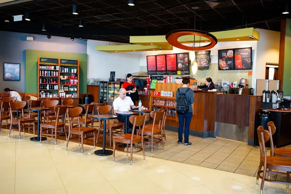 Interior de Starbucks café —  Fotos de Stock