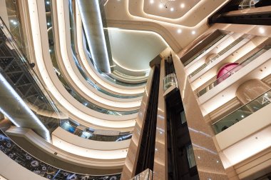 Hong Kong 'daki alışveriş merkezi.