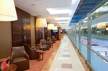 Emirates ilk class lounge