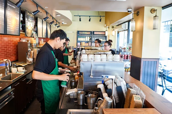 Dentro de Starbucks Café —  Fotos de Stock