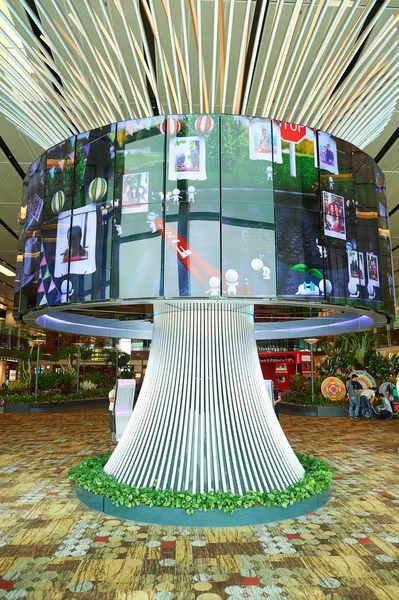 A árvore social no aeroporto de Changi — Fotografia de Stock