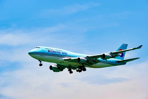 Korean Air Boeing 747  landing — Stock Photo, Image