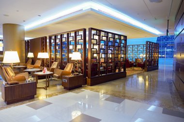 Emirates ilk class lounge