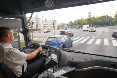  Volvo otobüs içinde