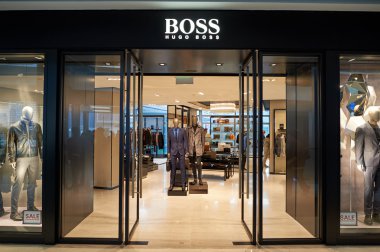 Hong Kong 'daki alışveriş merkezi.