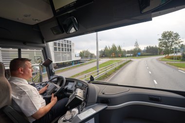  Volvo otobüs içinde