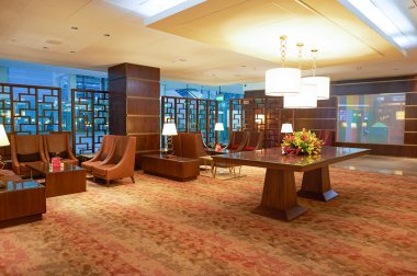 Emirates ilk class lounge