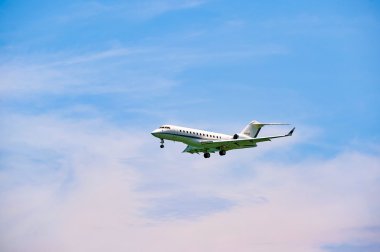 Bombardier Global Express uçak iniş 