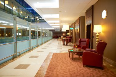 Emirates ilk class lounge