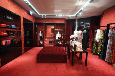 Dolce gabbana mağaza &