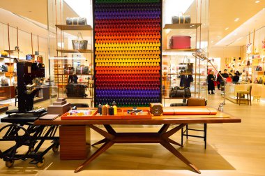 louis vuitton mağaza