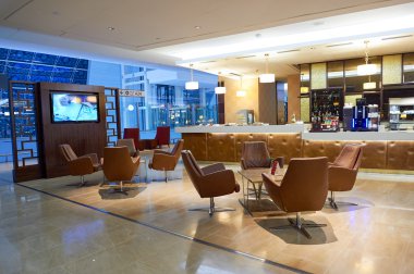 Emirates ilk class lounge