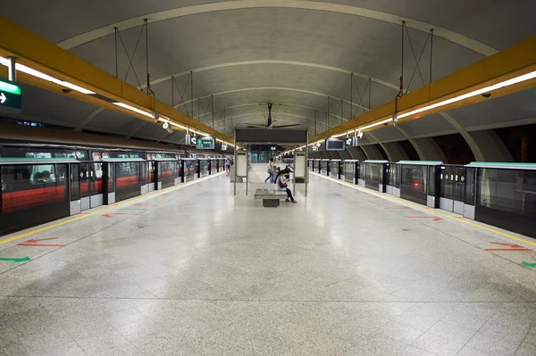 Interior de la estación MRT — Foto de Stock