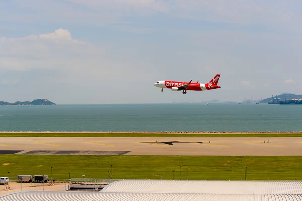 Flugzeuglandung in Asien — Stockfoto