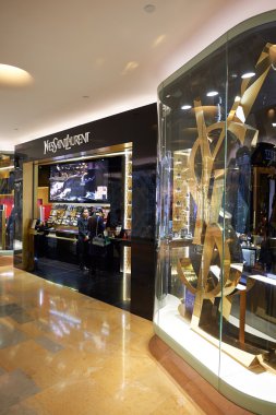 Hong Kong 'daki alışveriş merkezi.