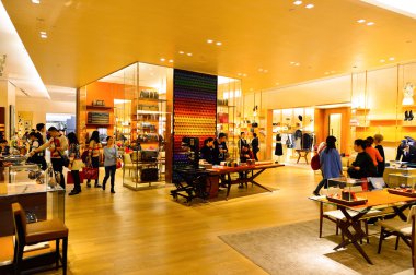 louis vuitton mağaza