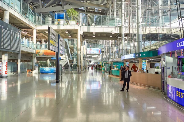 Suvarnabhumi Havaalanı içinde — Stok fotoğraf