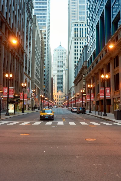 Chicago utcája este — Stock Fotó