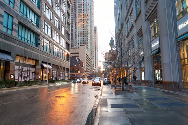 Akşam Chicago Caddesi