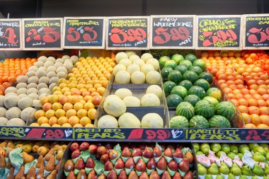 Batı Yakası markette taze ürünler