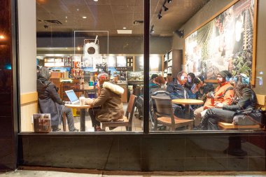 Starbucks Cafe New York'ta