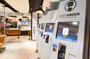 McDonald's Restoran iç