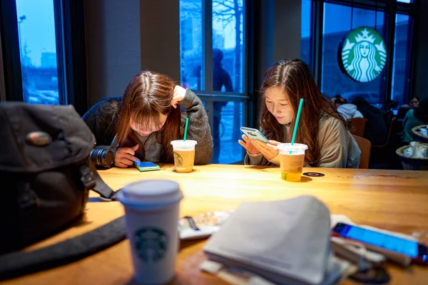 Starbucks kavárna v New Yorku — Stock fotografie