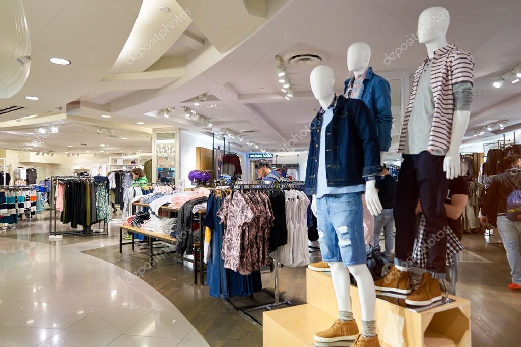 Forever 21 store in New-York – Stock Editorial Photo © teamtime #124852138