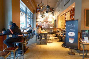 Starbucks Cafe New York'ta