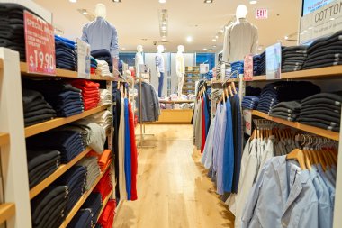 Uniqlo mağaza içinde